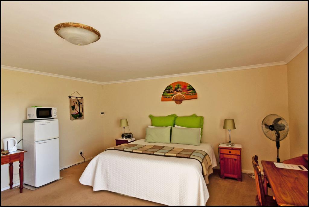 Vineyards Country Home Guest Room Blomtuin Zewnętrze zdjęcie